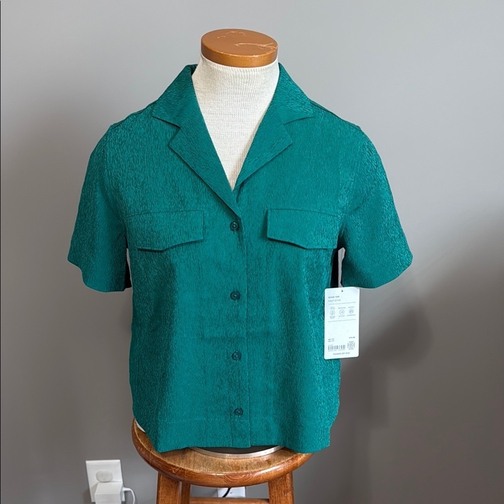 NWT!! Athleta - Echo Top in Green - Size XXS - Runs Oversized!!